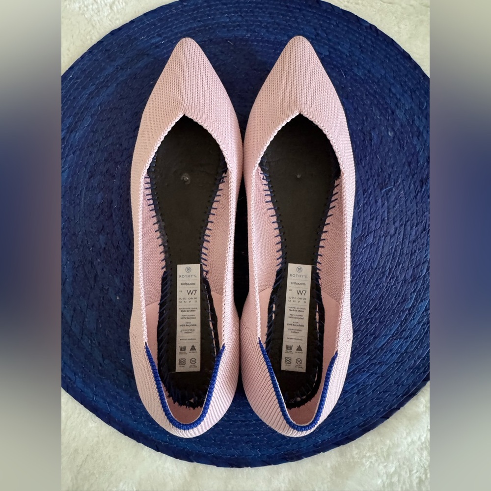 Rothy's “The Point” Light Pink Knit Flats Size 7 - Picture 8 of 10